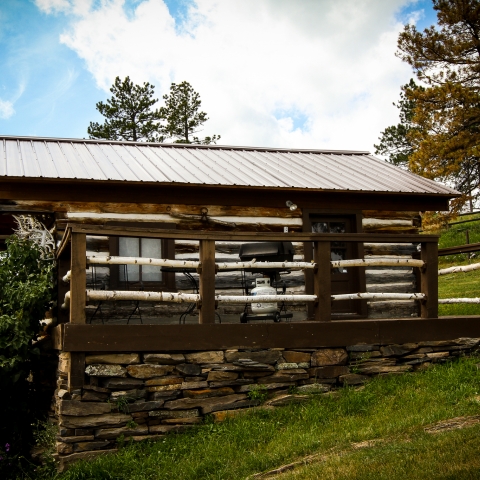 1910 Log Cabin | Alexander's Slate Rock Ranch
